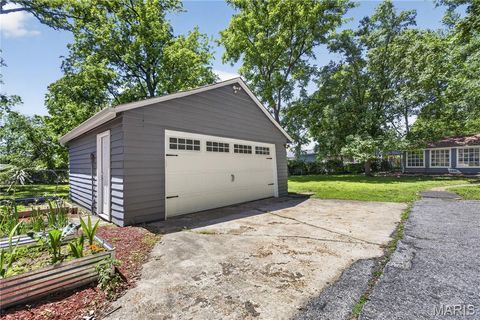 Tiny photo for 9445 Big Bend Boulevard, Webster Groves, MO 63119 (MLS # 26030578)