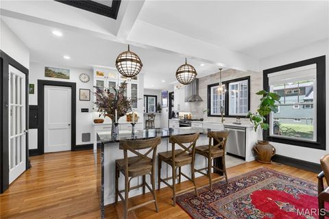 Tiny photo for 9445 Big Bend Boulevard, Webster Groves, MO 63119 (MLS # 26030578)
