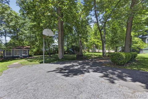 Tiny photo for 9445 Big Bend Boulevard, Webster Groves, MO 63119 (MLS # 26030578)
