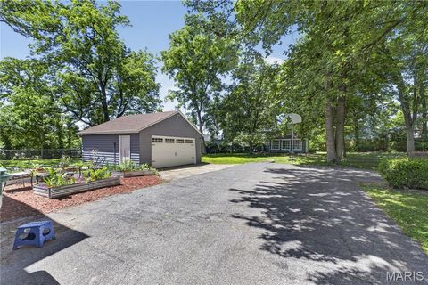 Tiny photo for 9445 Big Bend Boulevard, Webster Groves, MO 63119 (MLS # 26030578)