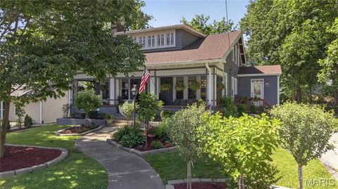 Tiny photo for 9445 Big Bend Boulevard, Webster Groves, MO 63119 (MLS # 26030578)
