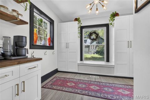 Tiny photo for 9445 Big Bend Boulevard, Webster Groves, MO 63119 (MLS # 26030578)