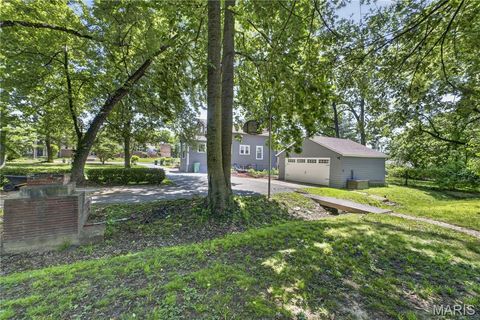 Tiny photo for 9445 Big Bend Boulevard, Webster Groves, MO 63119 (MLS # 26030578)