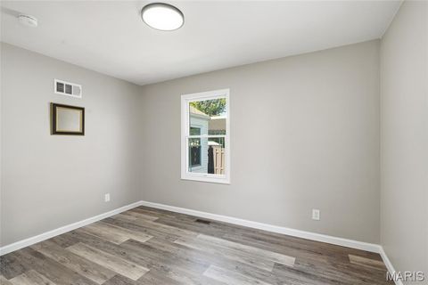 Tiny photo for 9825 Zykan Drive, St Louis, MO 63114 (MLS # 25069767)