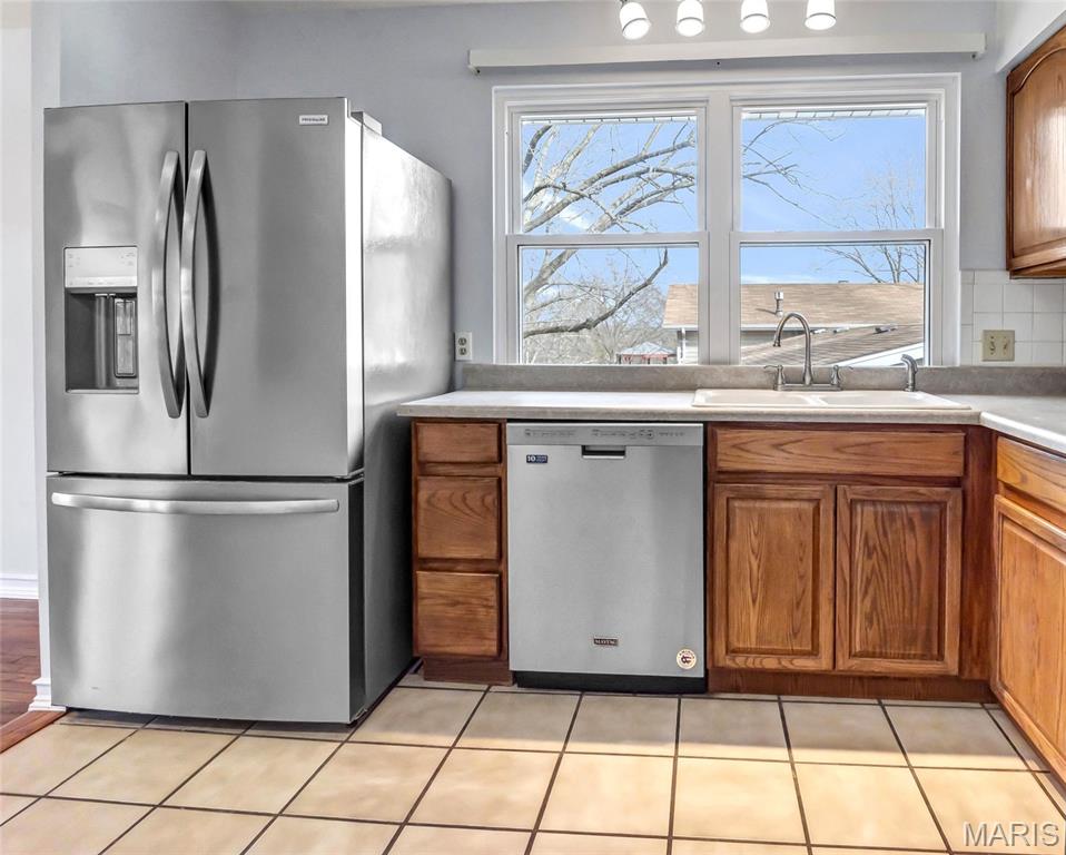 Country Creek #2 - Residential