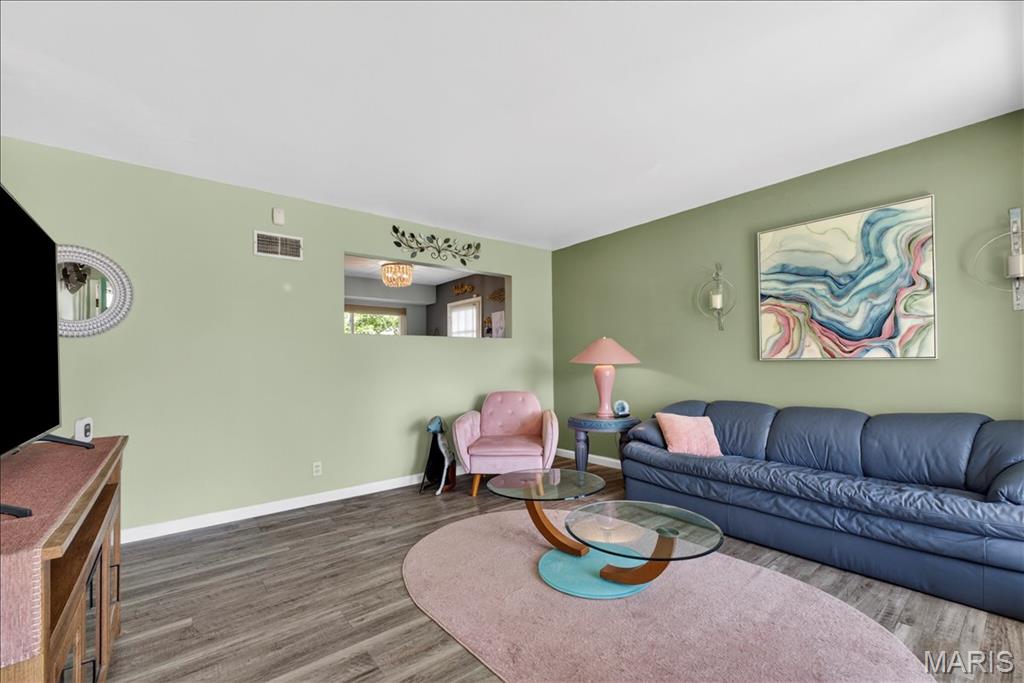 Tara Vi - Residential