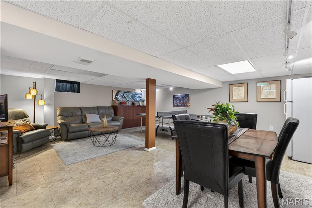 Tara Vi - Residential