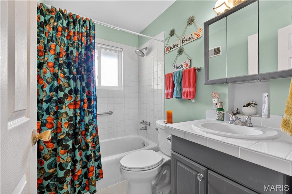 Tara Vi - Residential