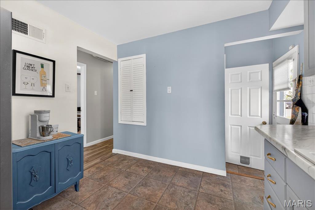 Tara Vi - Residential