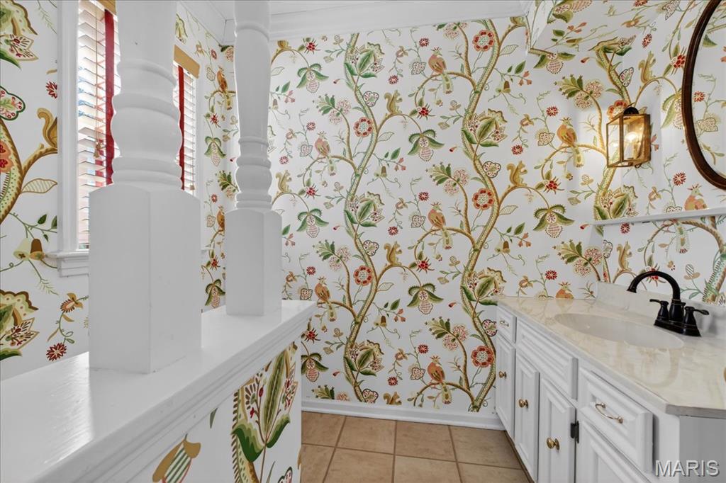 Outer Ladue Drive - Residential