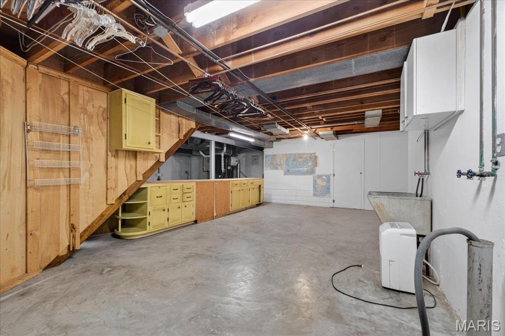 Outer Ladue Drive - Residential