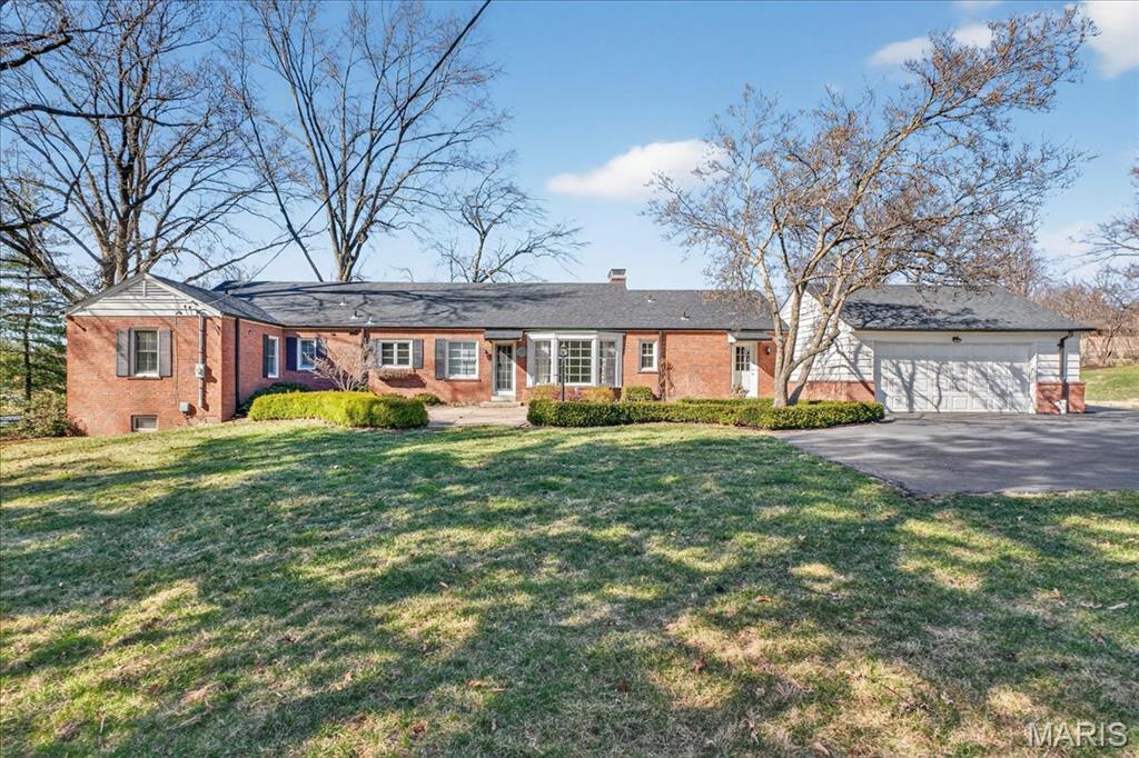 Outer Ladue Drive - Residential