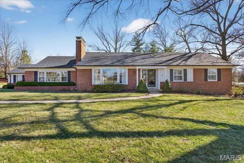 17 Outer Ladue Drive Frontenac MO 63131
