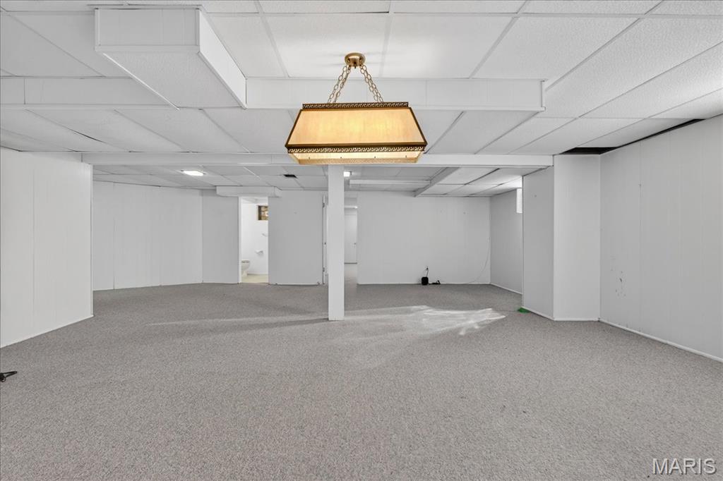 Outer Ladue Drive - Residential