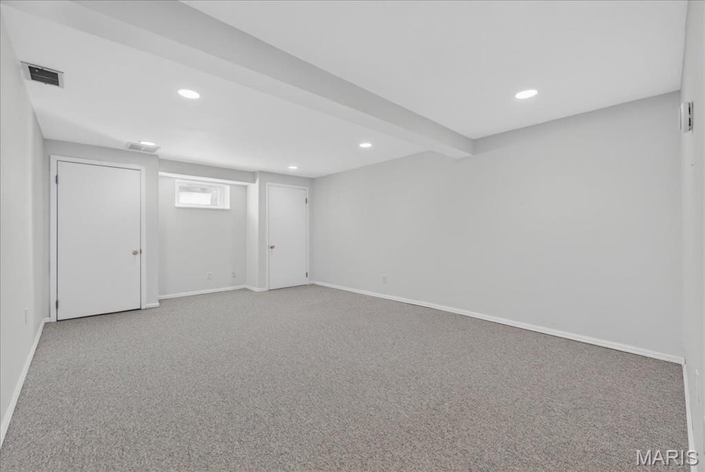 Outer Ladue Drive - Residential