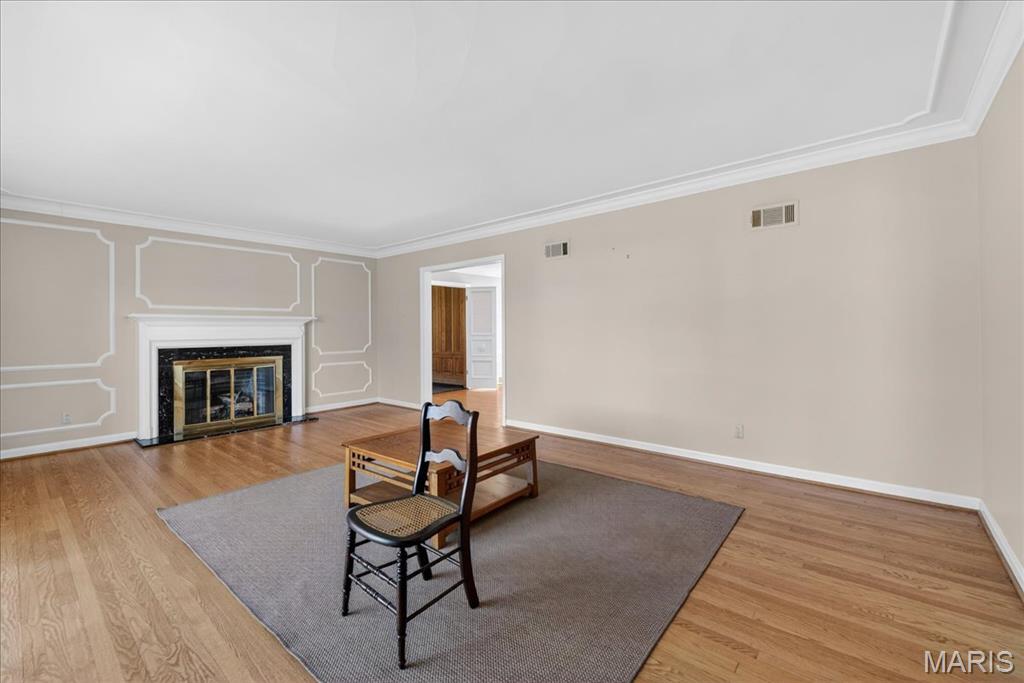 Outer Ladue Drive - Residential