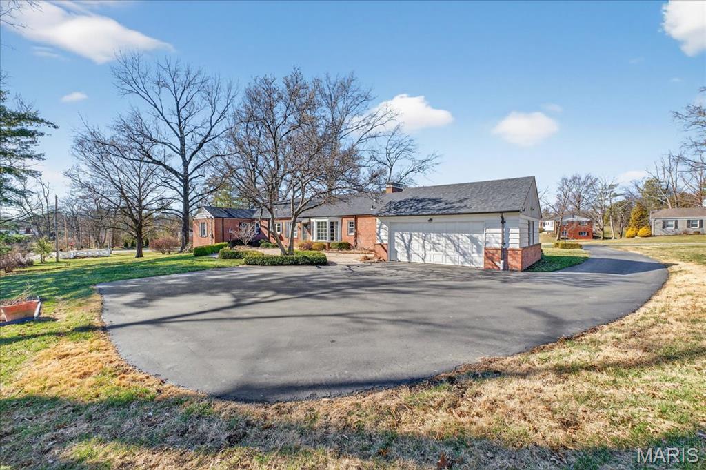 Outer Ladue Drive - Residential