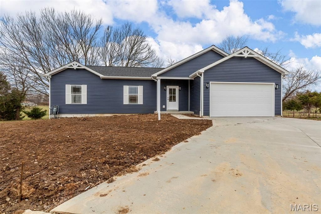 Photo of 4 Dogwood Court, Jonesburg, MO 63351 (MLS # 25080838)