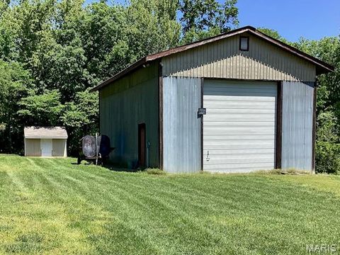 Photo of 315 Puetz Lane, Gray Summit, MO 63039 (MLS # 26030082)