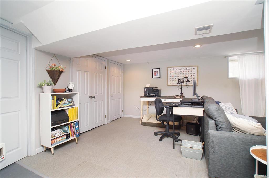 St Louis, Missouri 63116, United States, 2 Bedrooms Bedrooms, ,1 BathroomBathrooms,Residential,Active,134928