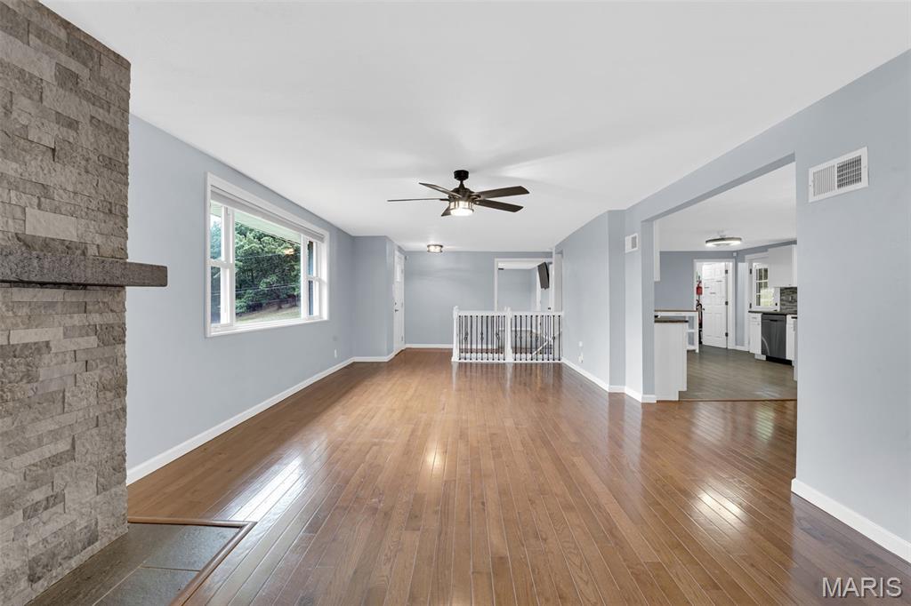 1336 Pond Road