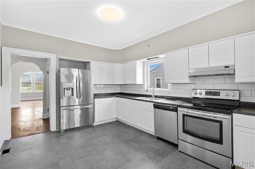 Ashland Sub Of January Farm - Residential