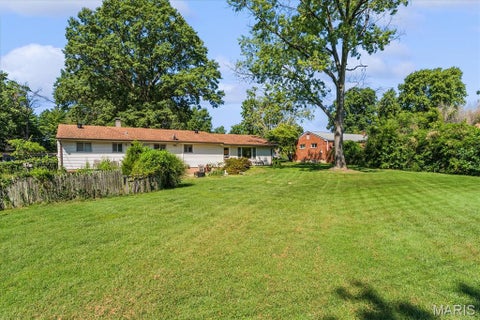 Tiny photo for 19 W Meadow Lane, Ballwin, MO 63021 (MLS # 26057084)