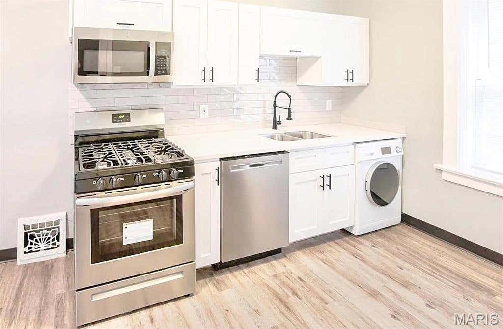 Photo of 2901 Nebraska Avenue, St Louis, MO 63118 (MLS # 26038514)