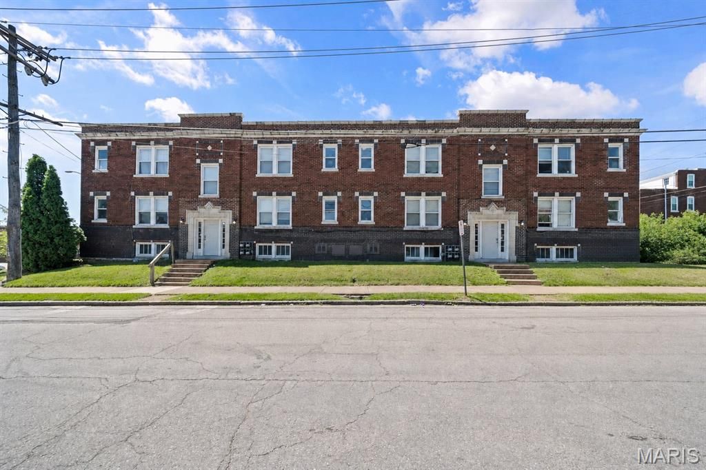 Photo of 2901 Nebraska Avenue, St Louis, MO 63118 (MLS # 26038514)