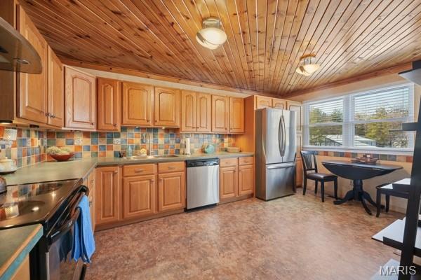 13131 Royal Pines Drive 3