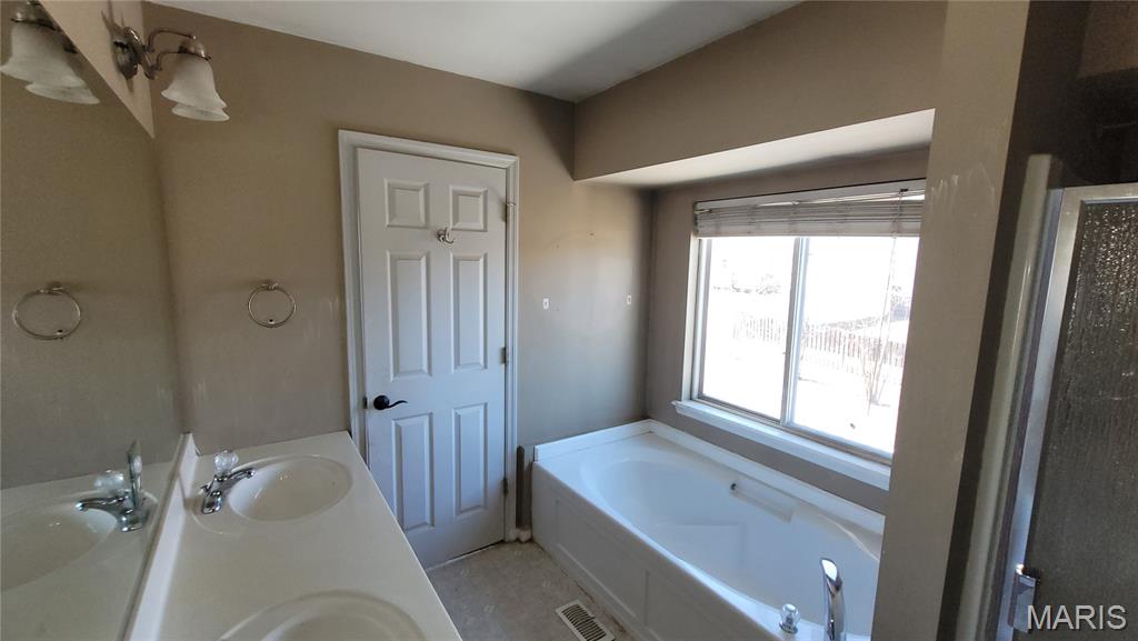 Eagles Bluff - Residential