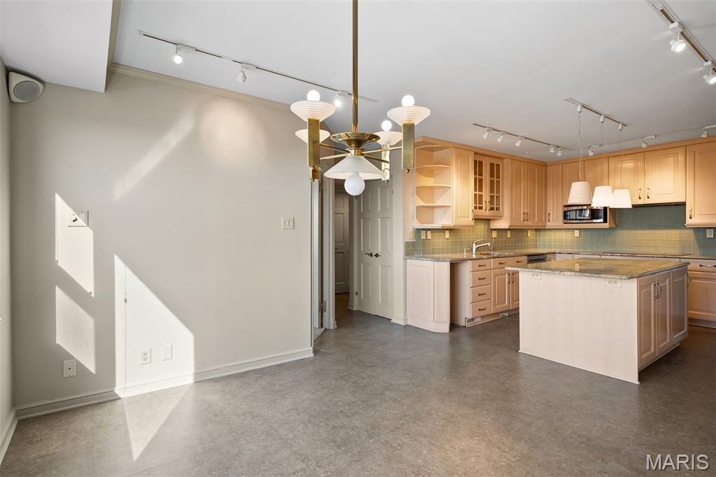 Whitehall Condo - Residential