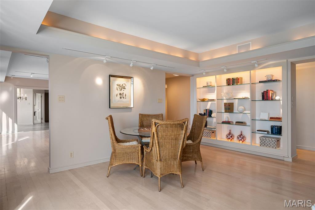 Whitehall Condo - Residential