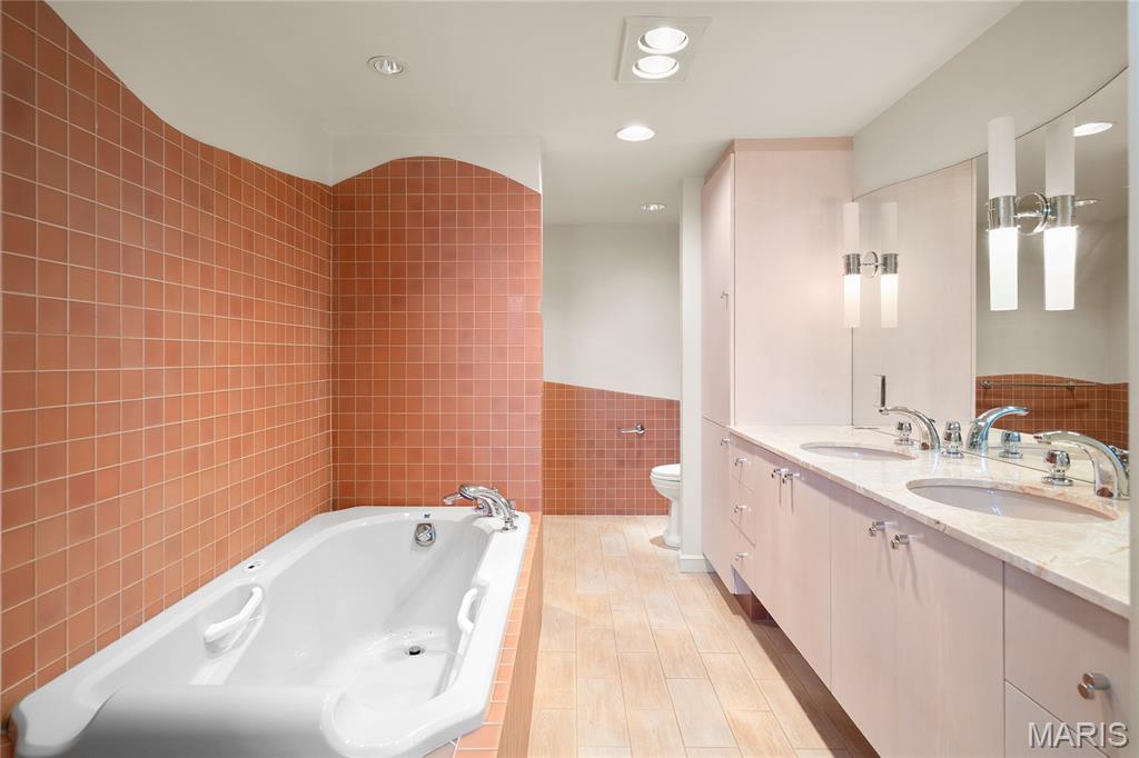 Whitehall Condo - Residential