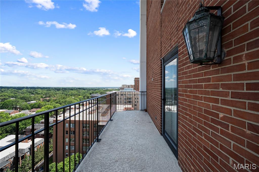 Whitehall Condo - Residential