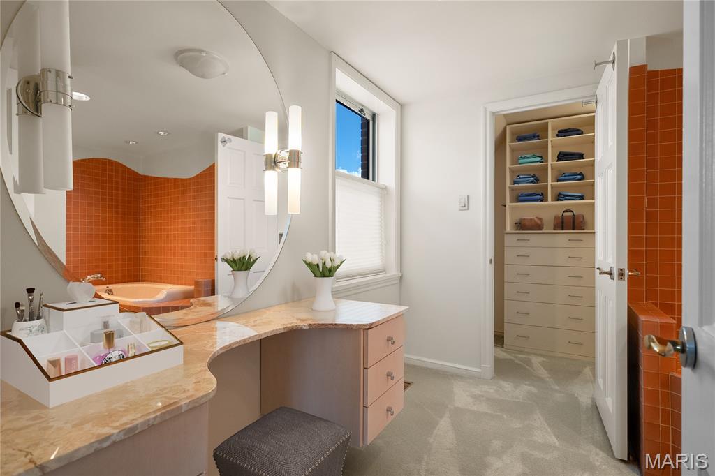 Whitehall Condo - Residential