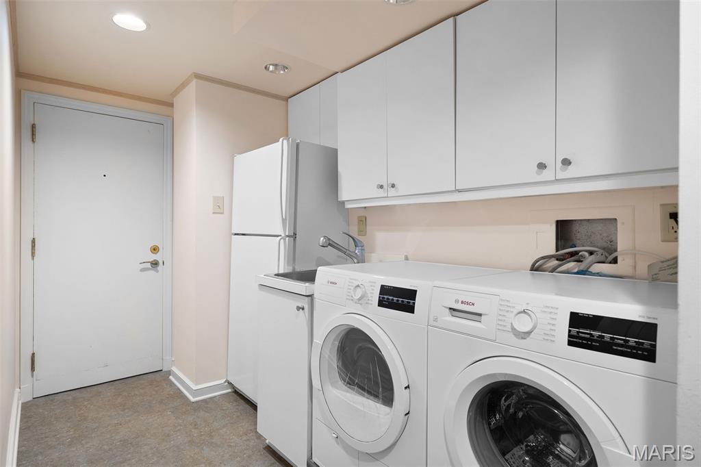 Whitehall Condo - Residential