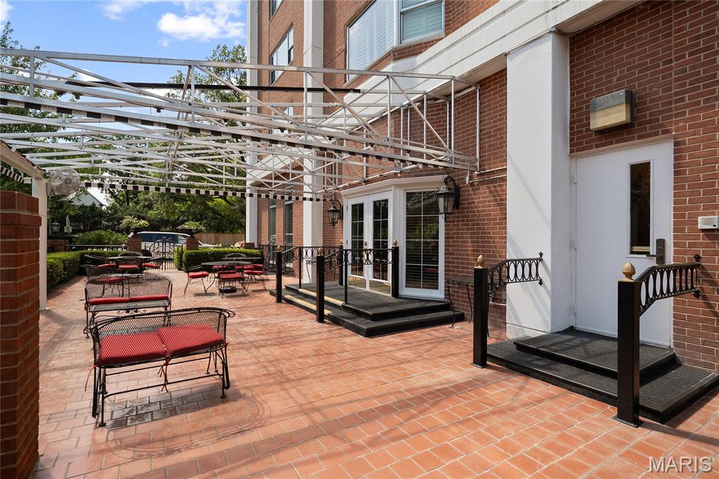 Whitehall Condo - Residential