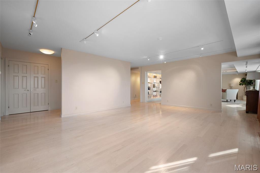 Whitehall Condo - Residential