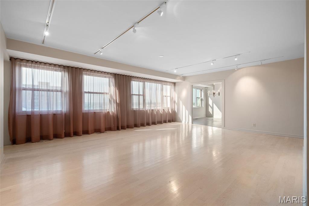 Whitehall Condo - Residential