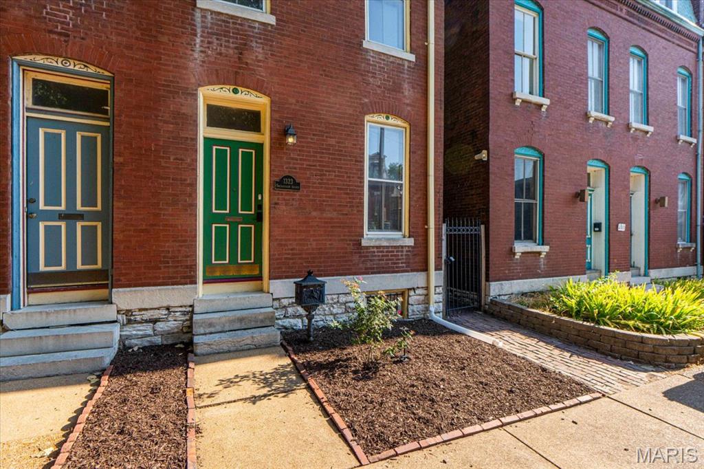 1323 Shenandoah Avenue