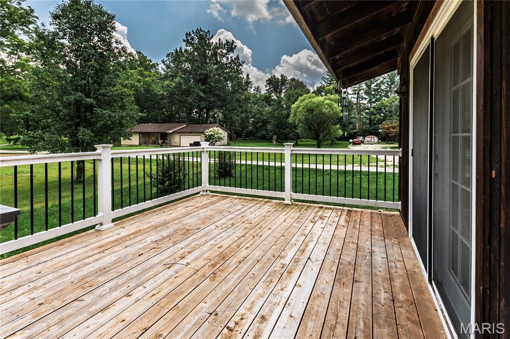 71 Shady Oaks Drive