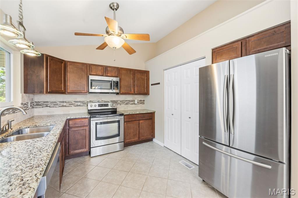 Meadowridge Hills - Residential