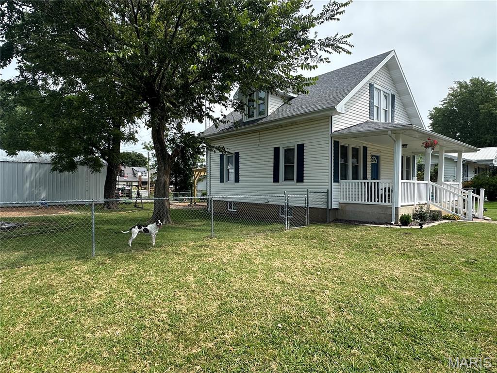 205 E MONROE
