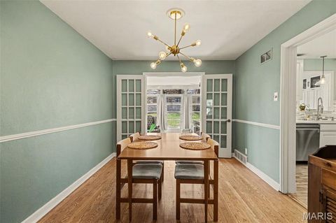 Tiny photo for 819 Blossom Lane, Rock Hill, MO 63119 (MLS # 26031433)