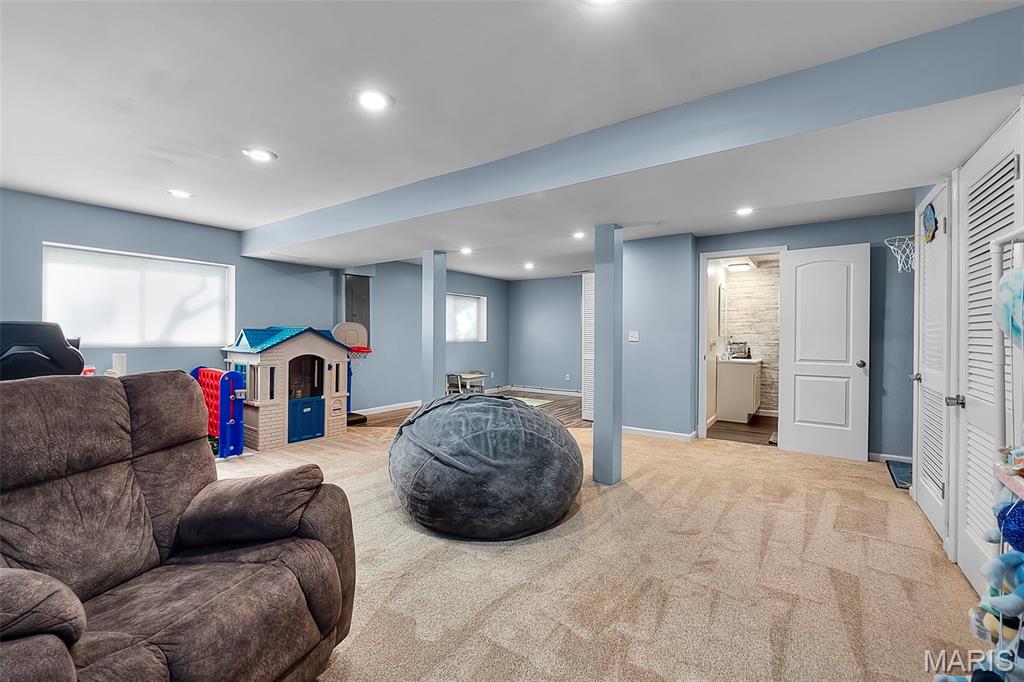 Lakeview Estate - Residential
