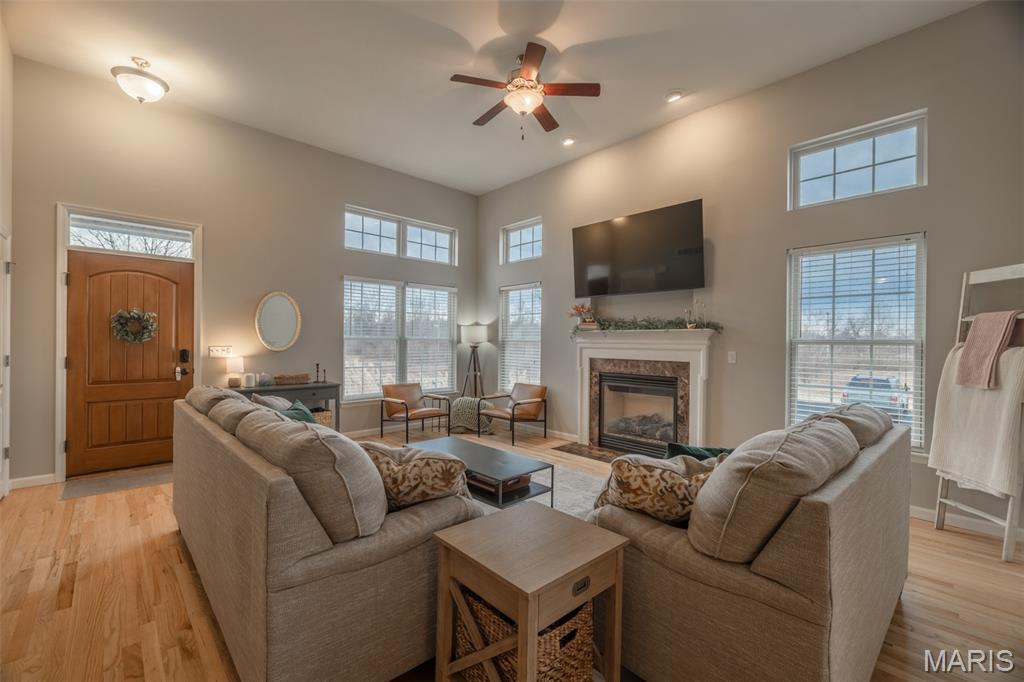 1133 Centre Lake Drive