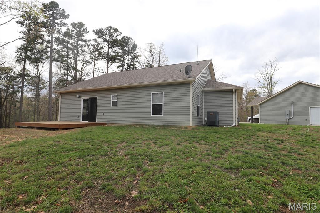 Photo of 10562 Scarlet Ridge Drive Dr, Potosi, MO 63664 (MLS # 26022438)