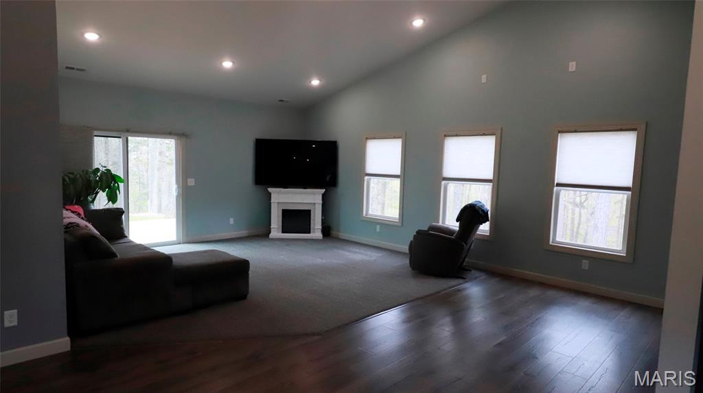Scarlet Ridge - Residential