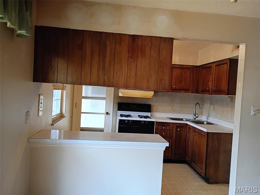 Leisure Village Condo - Residential